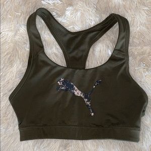 🦋Puma🦋 Army Green Sports Bra.